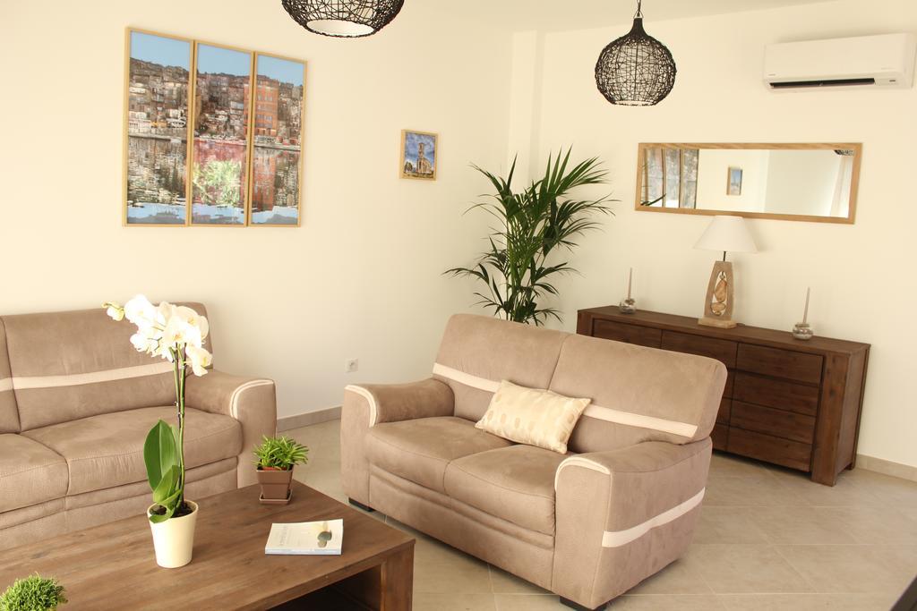 Villas Cala Corsa - 3 Et 4 Chambres - Cala Rossa Porto-Vecchio - Villas Entierement Climatisees Avec Piscine Chauffee Partagee Et Piscines Privees - Internet Gratuit Bagian luar foto